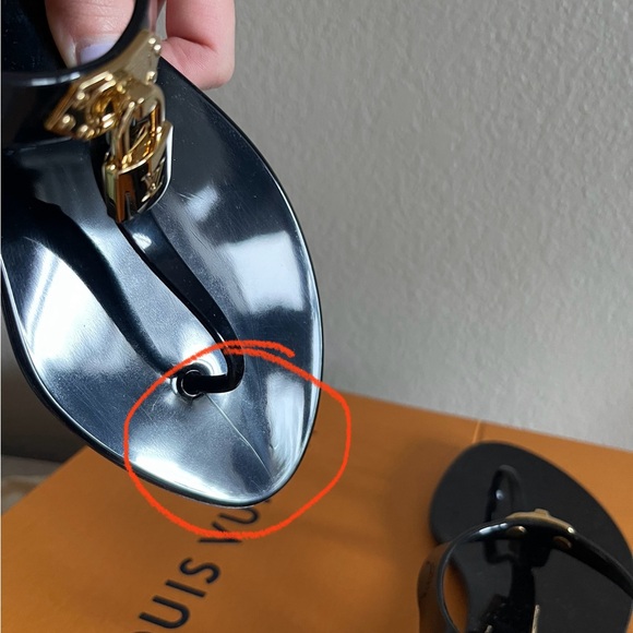 Louis Vuitton Bikini Flat Sandals Black New - Picture 10 of 11